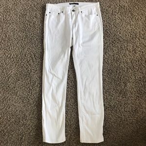 White skinny jeans